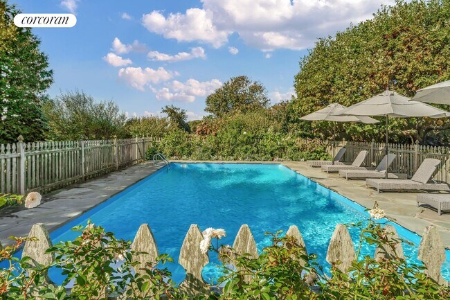 Photo - 169 S Fairview Ave