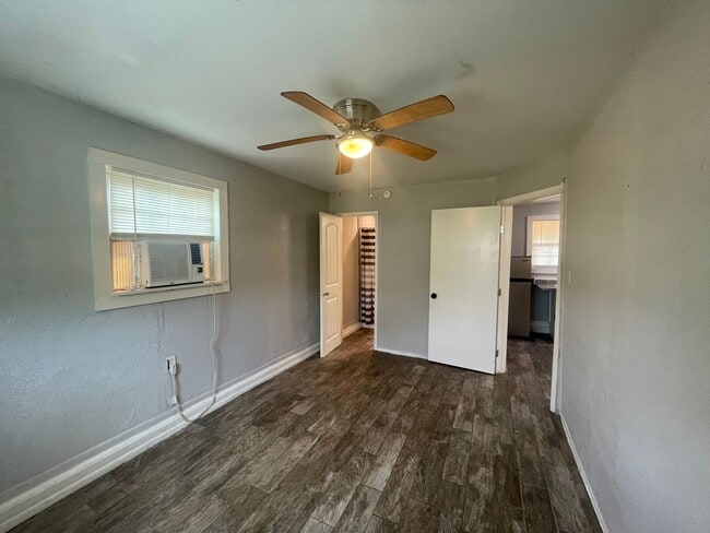 Photo - 902 W Lakeside Dr Unit 902 W. Lake Side Dr   A