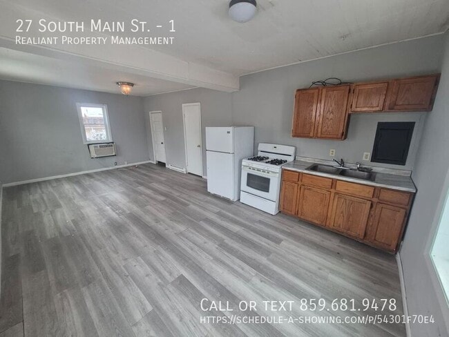 Photo - 27 S Main St Unit 1