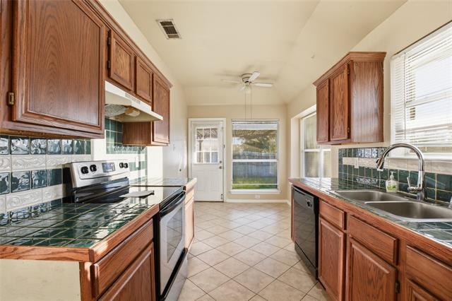 Photo - 5418 Cypress Dr