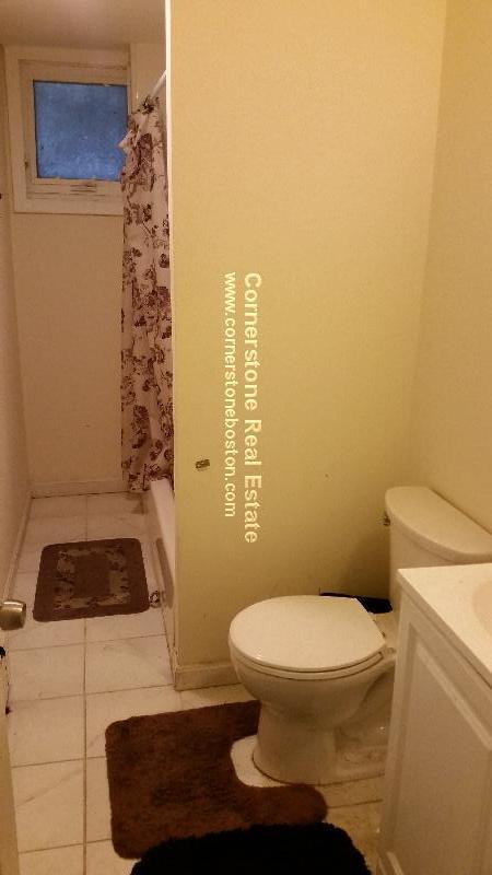 Photo - 314 Centre St Unit 3