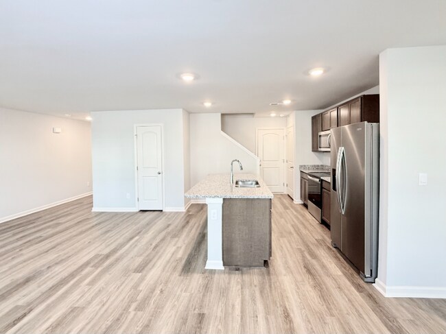 Photo - 21432 Scuttle St