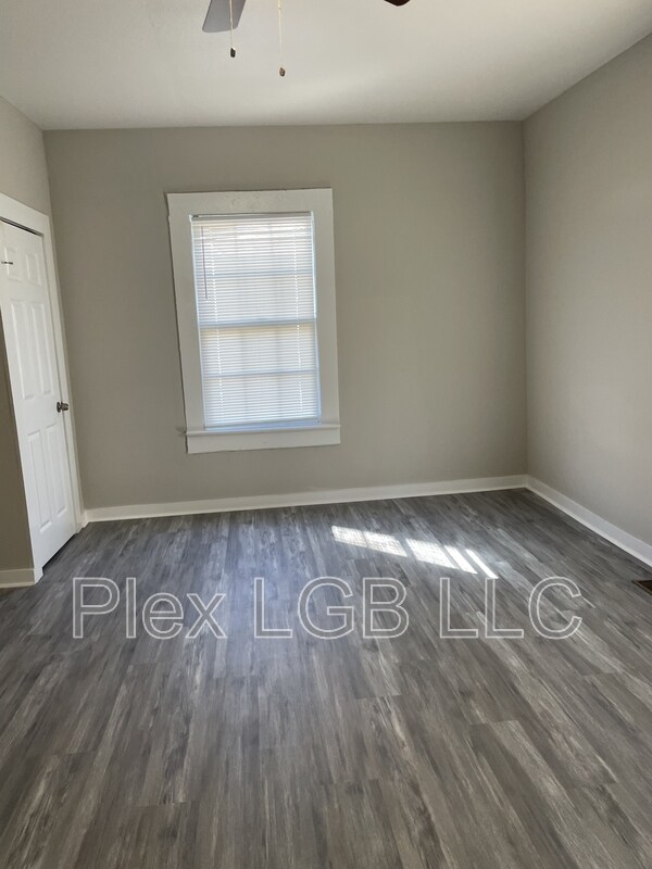 Photo - 1006 Greenville St