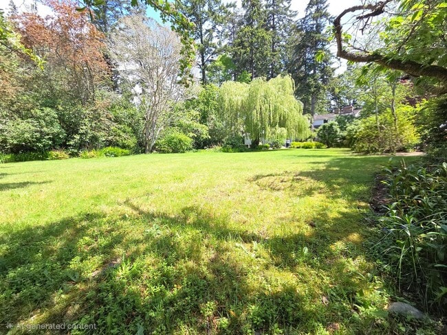 Photo - Beautiful Vintage Charming High Bank Waterfront Bainbridge Island Home