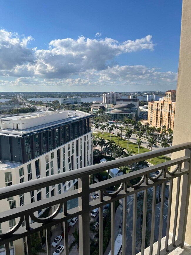 Photo - 550 Okeechobee Blvd Unit Lph-16