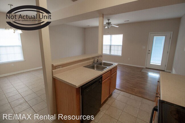 4 br, 3 bath House - 1931 Center St. (4BR)