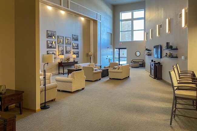 Photo - LINCOLN PARK APARTMENTS