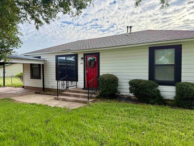 Photo - 404 N W Ave