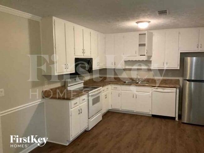 Photo - 388 Scenic Ln