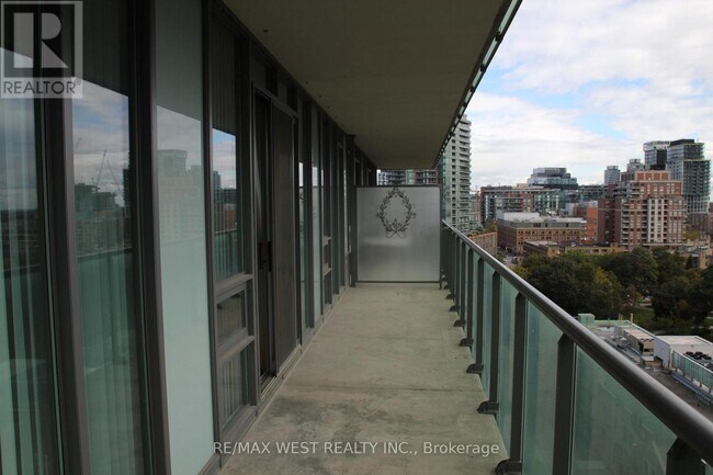 Photo - 33 Lombard St Unit 1209