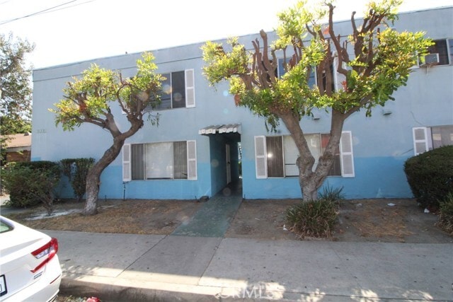 Building Photo - 1911 N Santa Fe Ave Unit 10 Rental