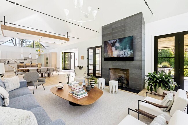 Photo - 19 Osborne Ln