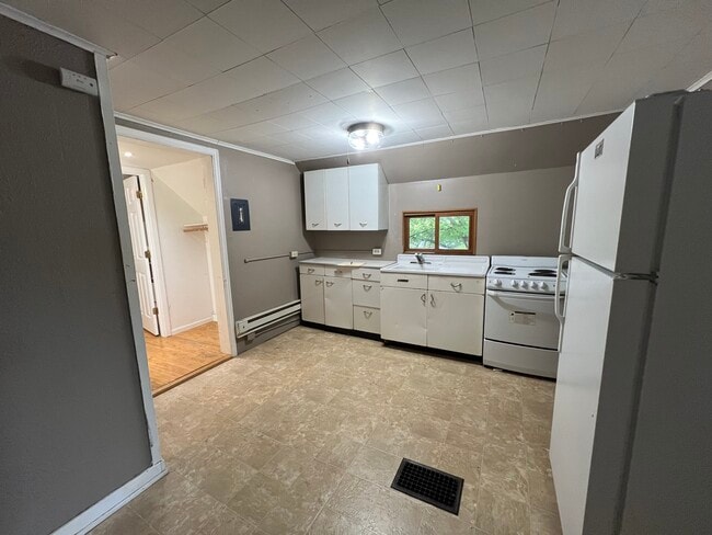 Photo - 1414 Beltrami Ave NW Unit B