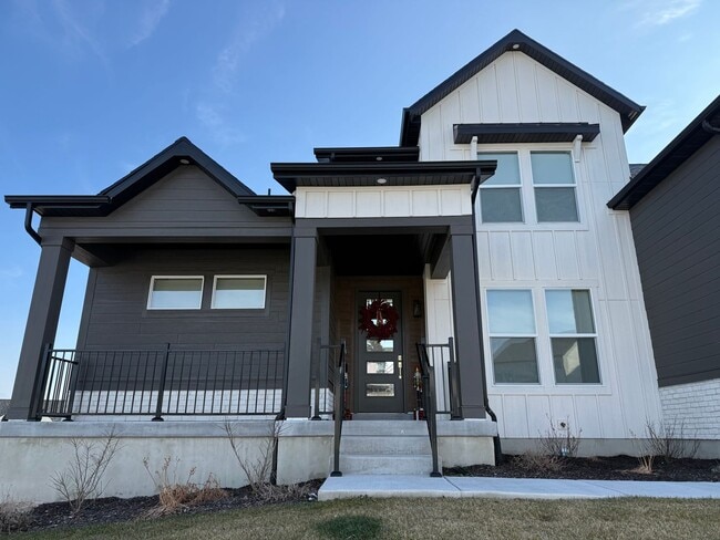 Photo - Beautiful 6Bd Home in Gardner Point Lehi Community!