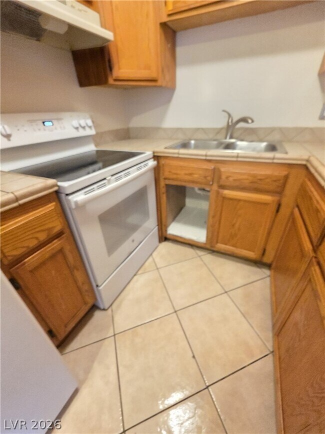 Photo - 412 W Monroe Ave Unit 5