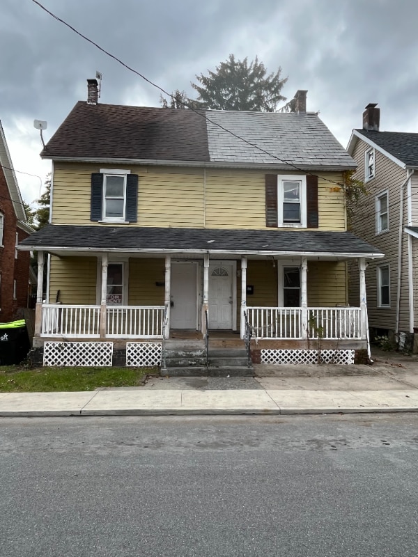 Photo - 125 N 1st St