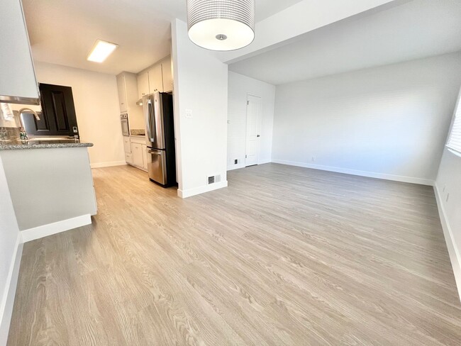 Photo - Modern 2 Bedroom Peninsula Gem Steps from the Shore Unit B