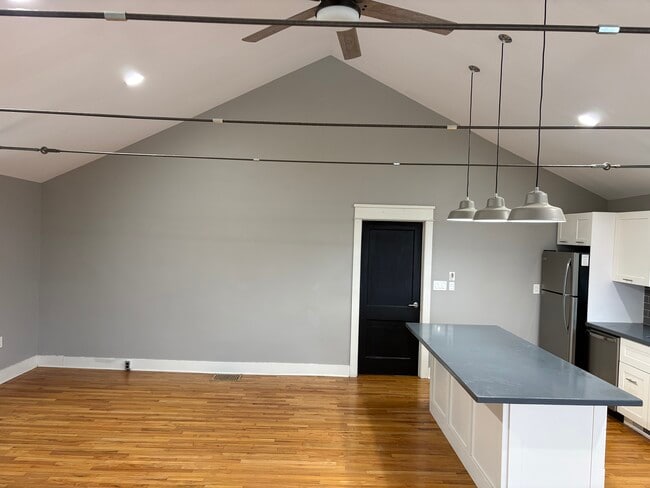 Photo - 115 N Maple St Unit Firehouse  Upstairs