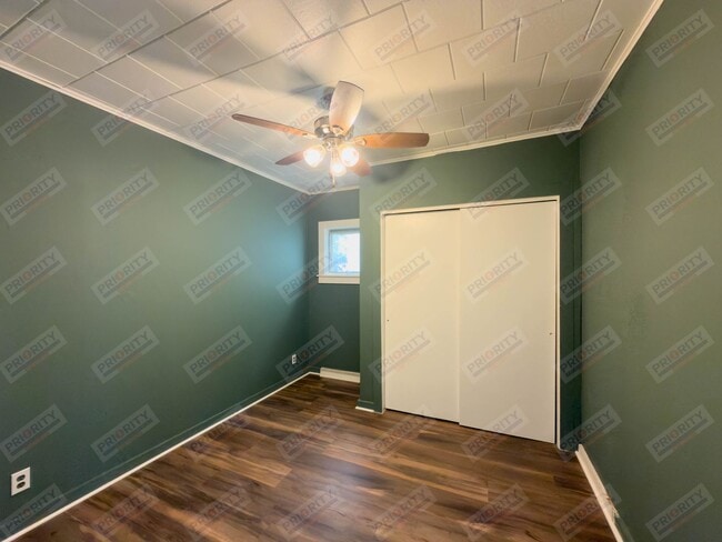 Building Photo - 1 Bedroom Single Family Home