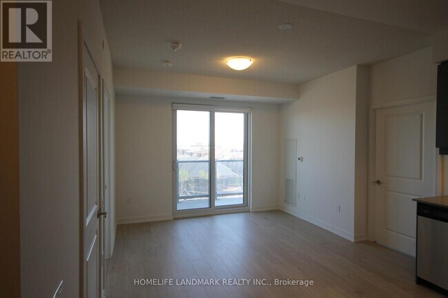 Photo - 8 Nahani Way Unit 622