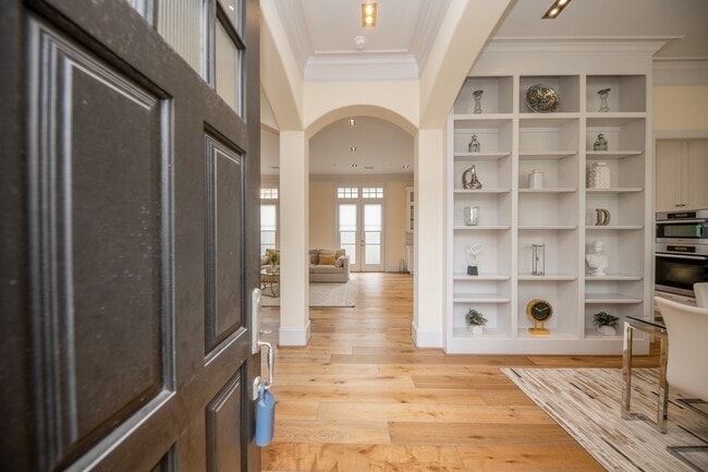 Photo - 5410 Alder Cir