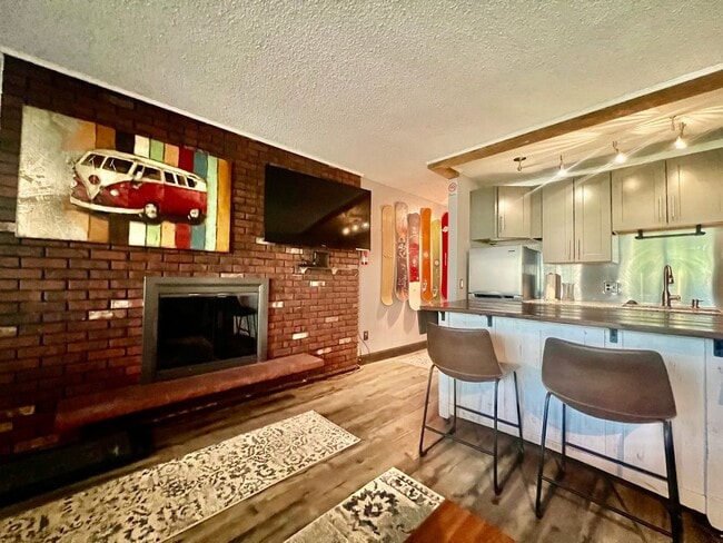 Beautifully updated condo in Winter Park - Beautifully updated condo in Winter Park