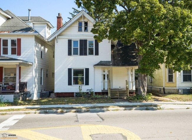 Building Photo - Spacious 3 Bed, 2 Bath in Newark - Move-In... Rental