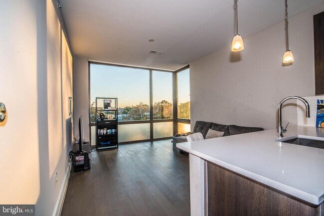 Photo - 1500 Pennsylvania Ave. SE Unidad 406