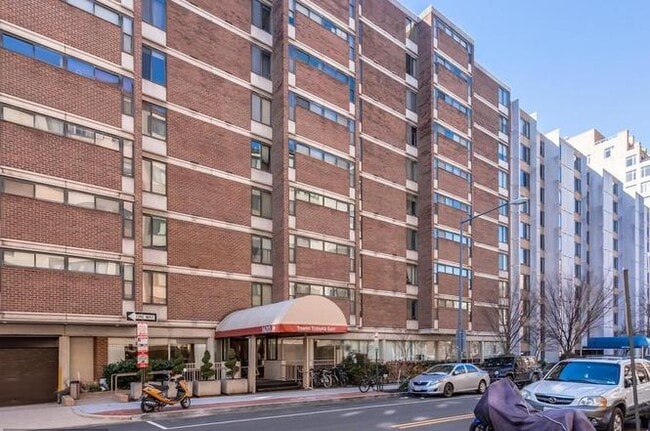 Front of the building - 1420 N St NW Unit #610