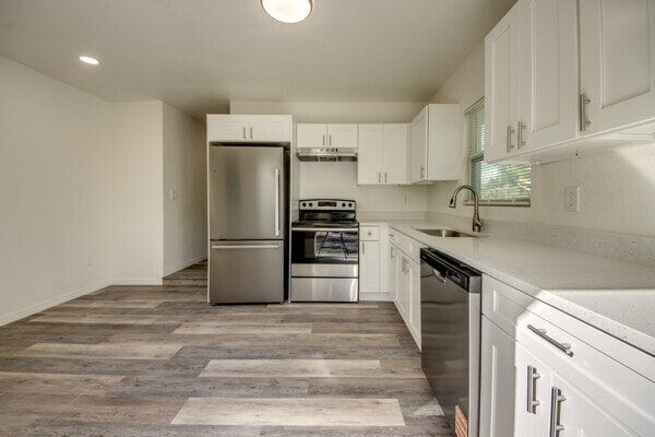 Photo - 22196 Lockport Ave