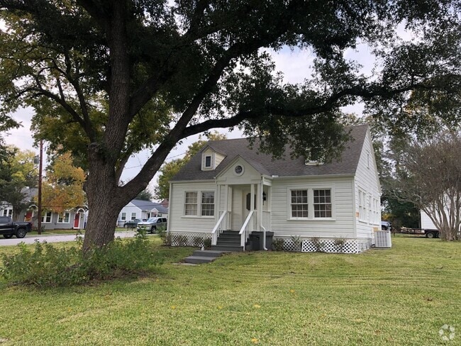 Building Photo - 3 bedroom house in The Avenues of Huntsville