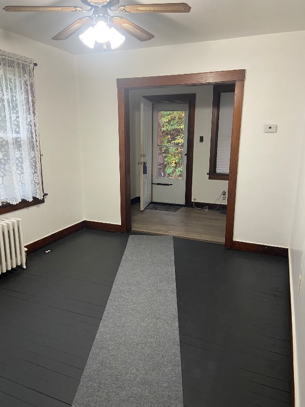 Building Photo - 558 Stewart St