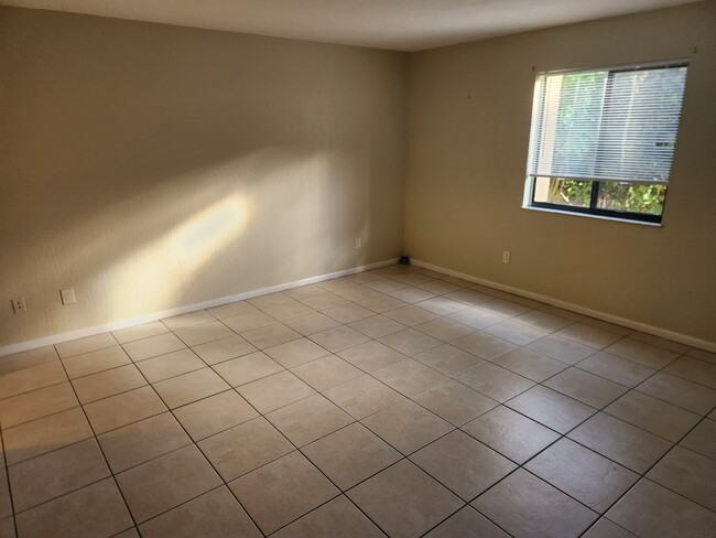 Photo - 2130 Forest Knoll Dr NE