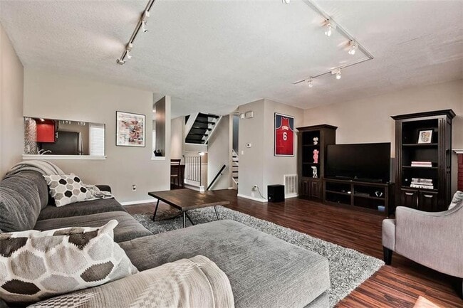 Photo - 2404 N Bronze Tree Dr