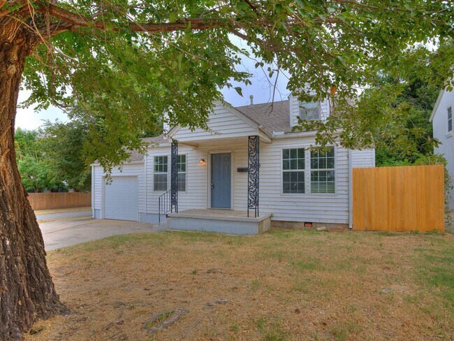 Photo - Charming Updated Home Near OKC Urban Core ...