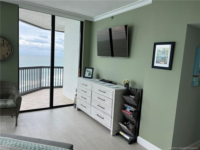 Photo - 8800 S Ocean Dr Unidad 1406PH Rental