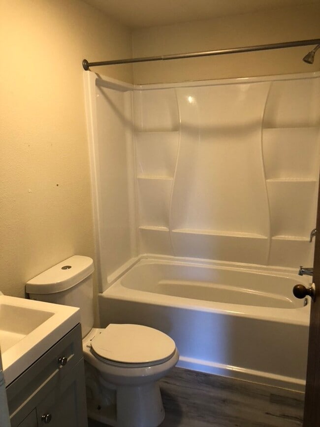 Photo - Newly remodeled - 1 bed - 1 bath off Rosie Creek