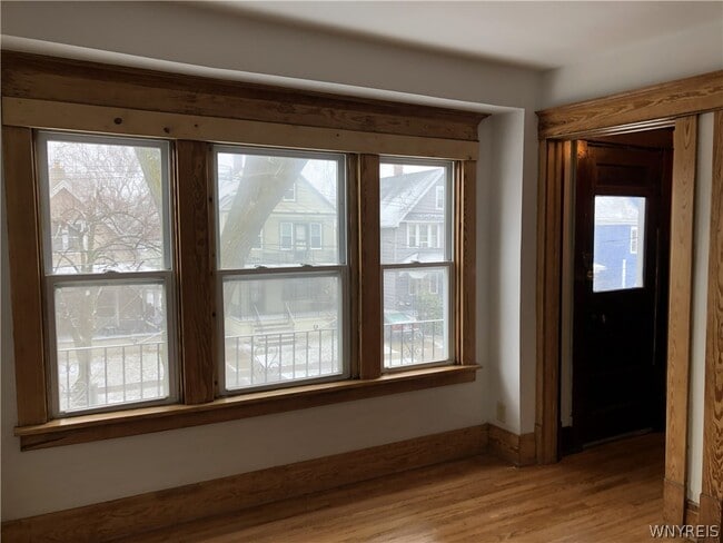 Photo - 47 Bridgeman St