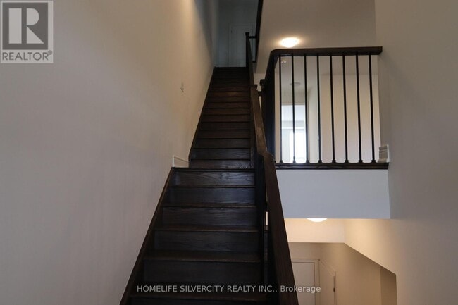 Photo - 142 Falby Rd