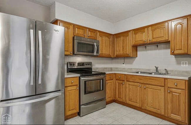 Photo - 112 Sparkey Dr