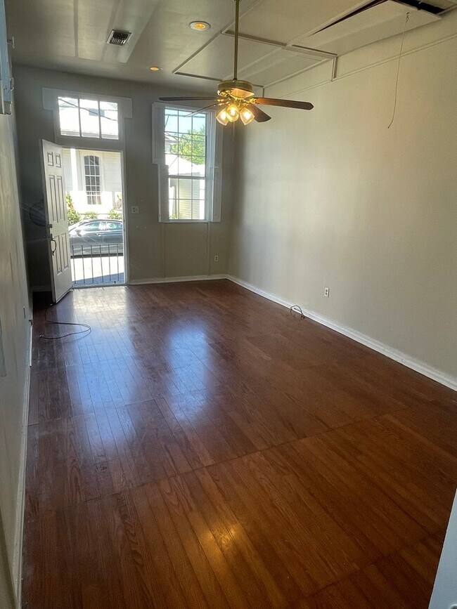 Photo - 5518-5518 Perrier St Unit 5518