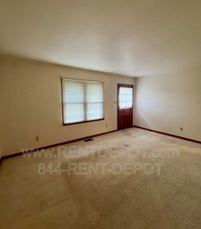 Photo - 2719 Vogel Rd