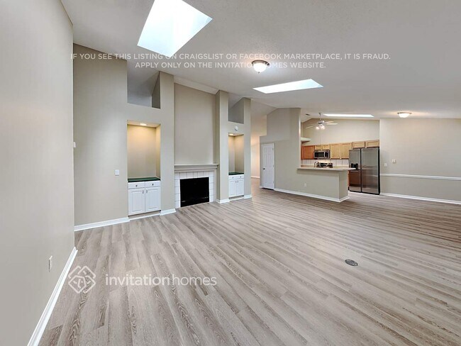 Photo - 37 Carriage Creek Way