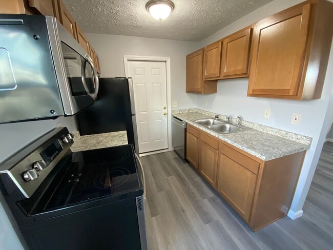 Photo - Remodeled 3 Bedroom Townhome