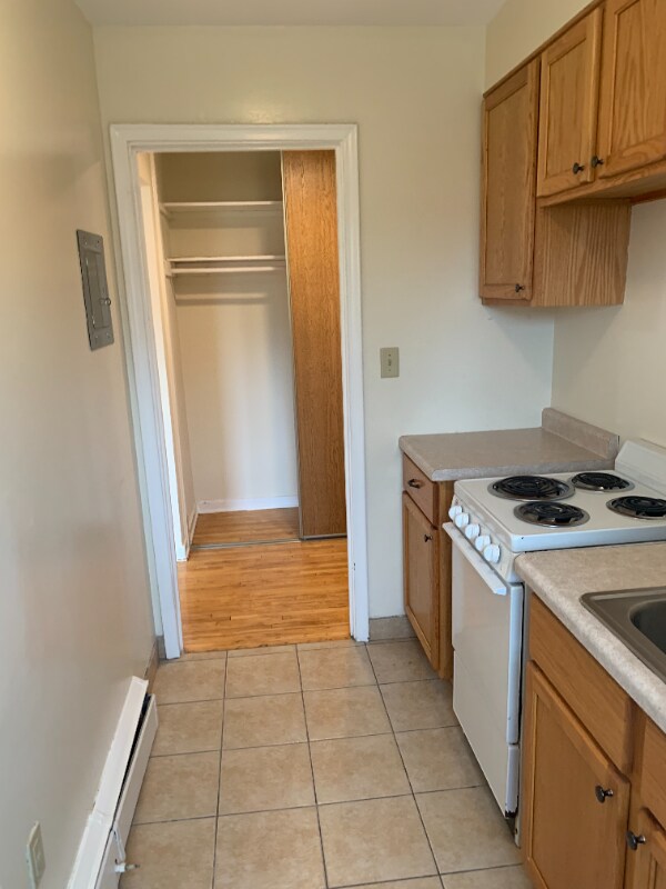 Photo - 877 St Paul Ave Unit 8