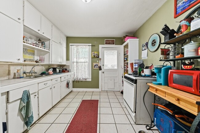 Photo - 154 Willow St