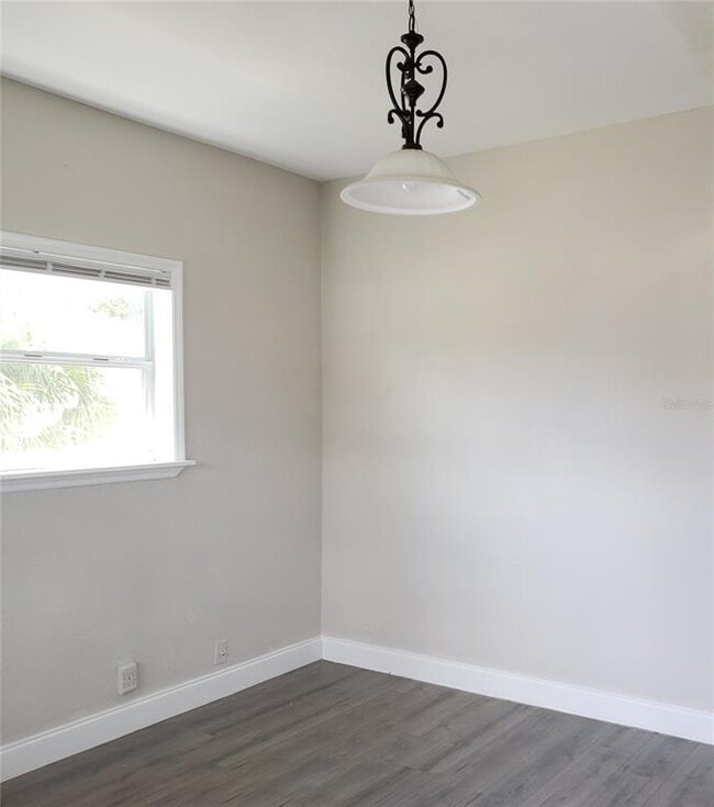 Photo - 2403 Durham St