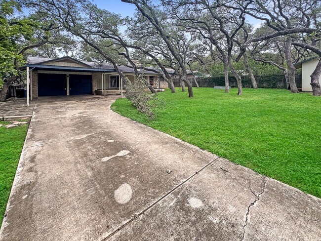 Photo - One Story in Dreamland Oaks