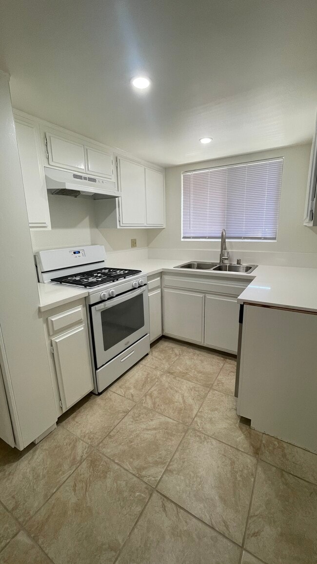 Photo - 10123 Alondra Blvd Unit 6