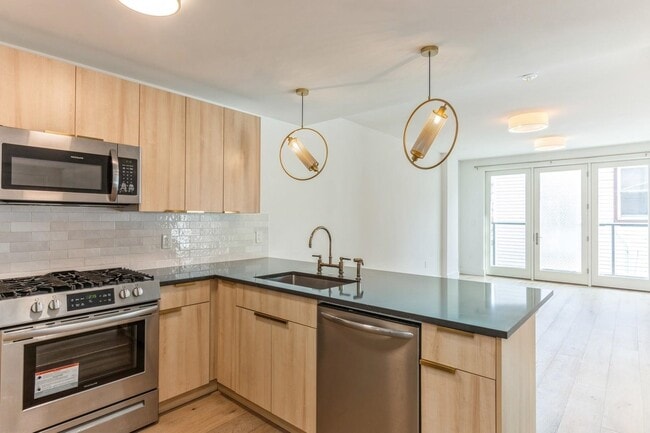 Photo - 348 Baldwin Ave Unit 209